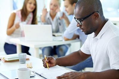 Recursos para estudiar para las pruebas de la Comisión Nacional del Servicio Civil